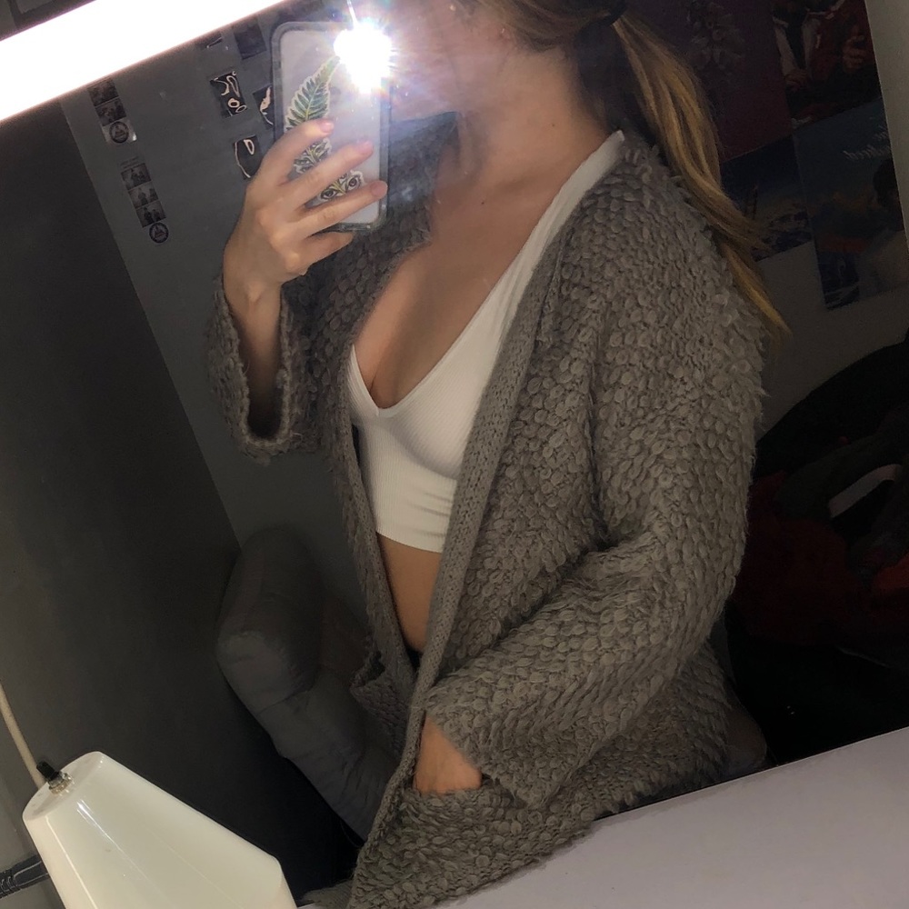 Express wide placket cardigan